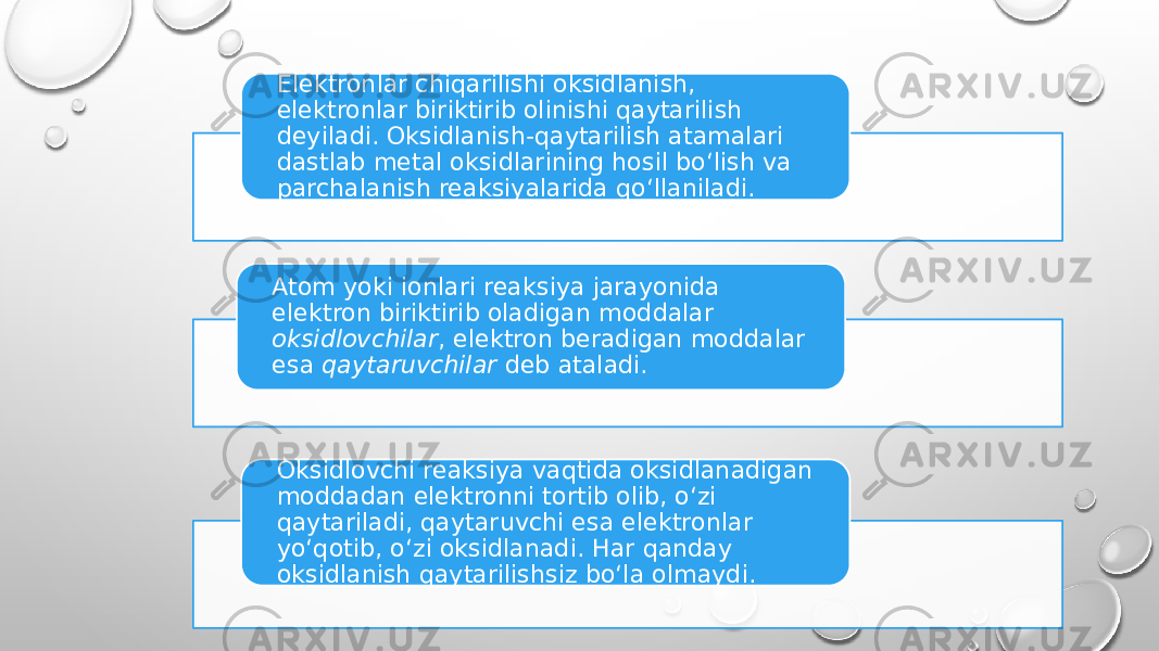 Elektronlar chiqarilishi oksidlanish, elektronlar biriktirib olinishi qaytarilish deyiladi. Oksidlanish-qaytarilish atamalari dastlab metal oksidlarining hosil boʻlish va parchalanish reaksiyalarida qoʻllaniladi. Atom yoki ionlari reaksiya jarayonida elektron biriktirib oladigan moddalar oksidlovchilar , elektron beradigan moddalar esa qaytaruvchilar deb ataladi. Oksidlovchi reaksiya vaqtida oksidlanadigan moddadan elektronni tortib olib, oʻzi qaytariladi, qaytaruvchi esa elektronlar yoʻqotib, oʻzi oksidlanadi. Har qanday oksidlanish qaytarilishsiz boʻla olmaydi. 